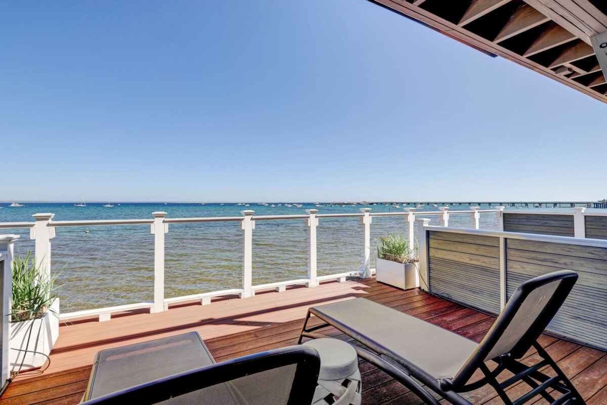 dyers-beach-house-provincetown-cape-cod-room-2b