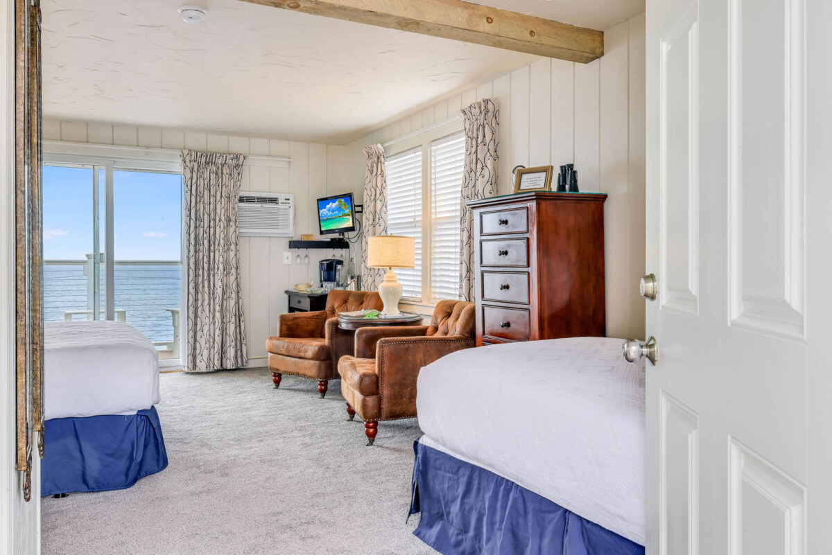 dyers-beach-house-provincetown-cape-cod-room-5a