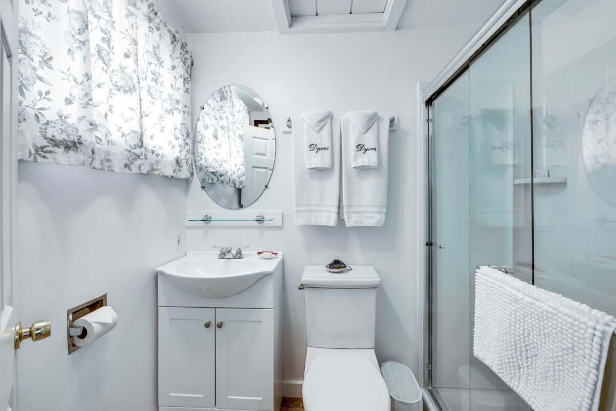 dyers-beach-house-provincetown-cape-cod-room-5g