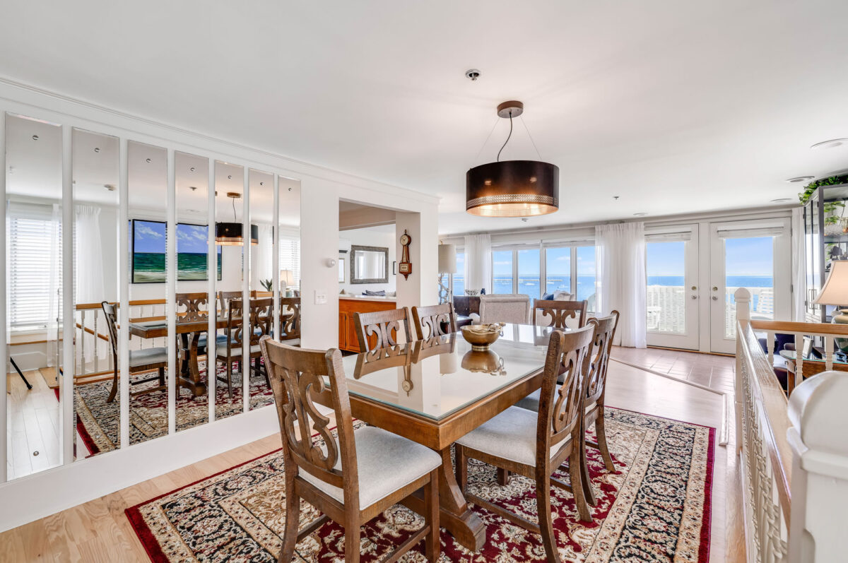 dyers-beach-house-waterfront-apartment-provincetown-cape-cod-room-k